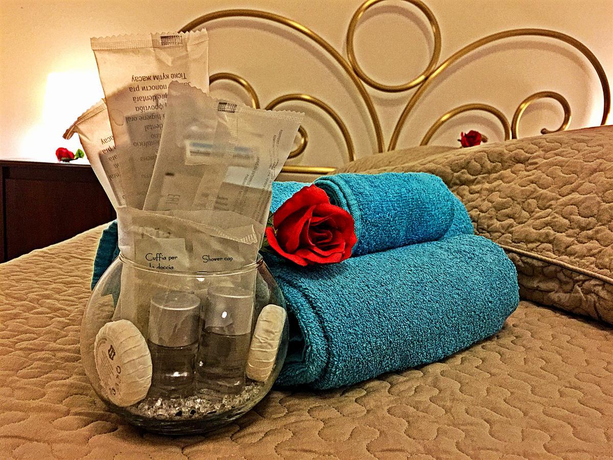 Hotel Rho Gloria 2 Zewnętrze zdjęcie